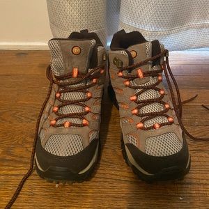 Women's Moab 2 Mid Waterproof Hiking Boots
